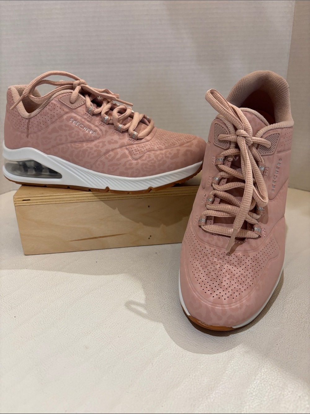Skechers Women's Blush Pink Air-Cushioned Sneakers